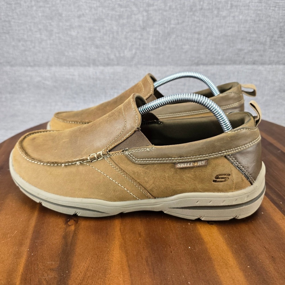 Skechers Mens Relaxed Fit Slip On Loafers 64858EWW Dark Taupe Leather Size 9 - Picture 2 of 14